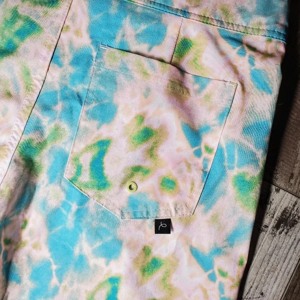 NWT art class Boys Size 18 Tie Dye Swim Trunks Board Shorts